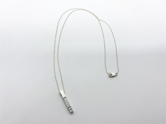 Linear Essentials Pendant Necklace