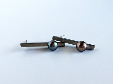 Modern Pearl Earrings