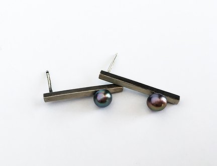 Modern Pearl Earrings