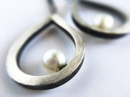 Pearl Teardrop Earrings