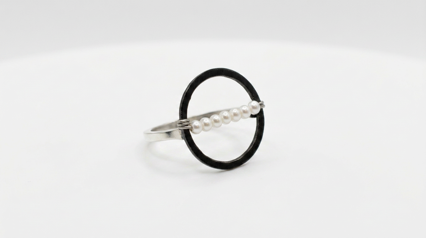 Tara Elaina Jewelry Modern Pearl Oxidized Silver Circle Ring — 4 — view 2