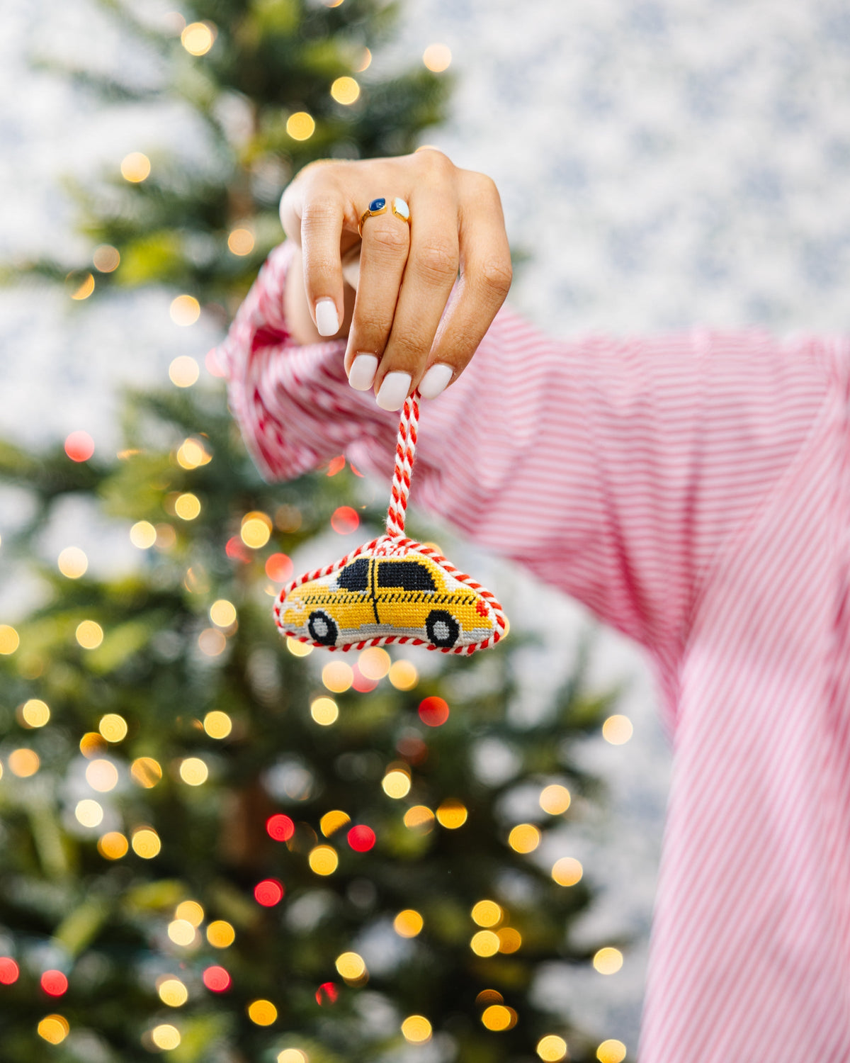 Needlepoint Icon Ornament - Taxi Cab