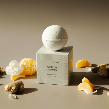 White Tea and Jasmine 4.6 oz Bath Bomb