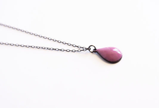 Orchid and black drop pendant necklace