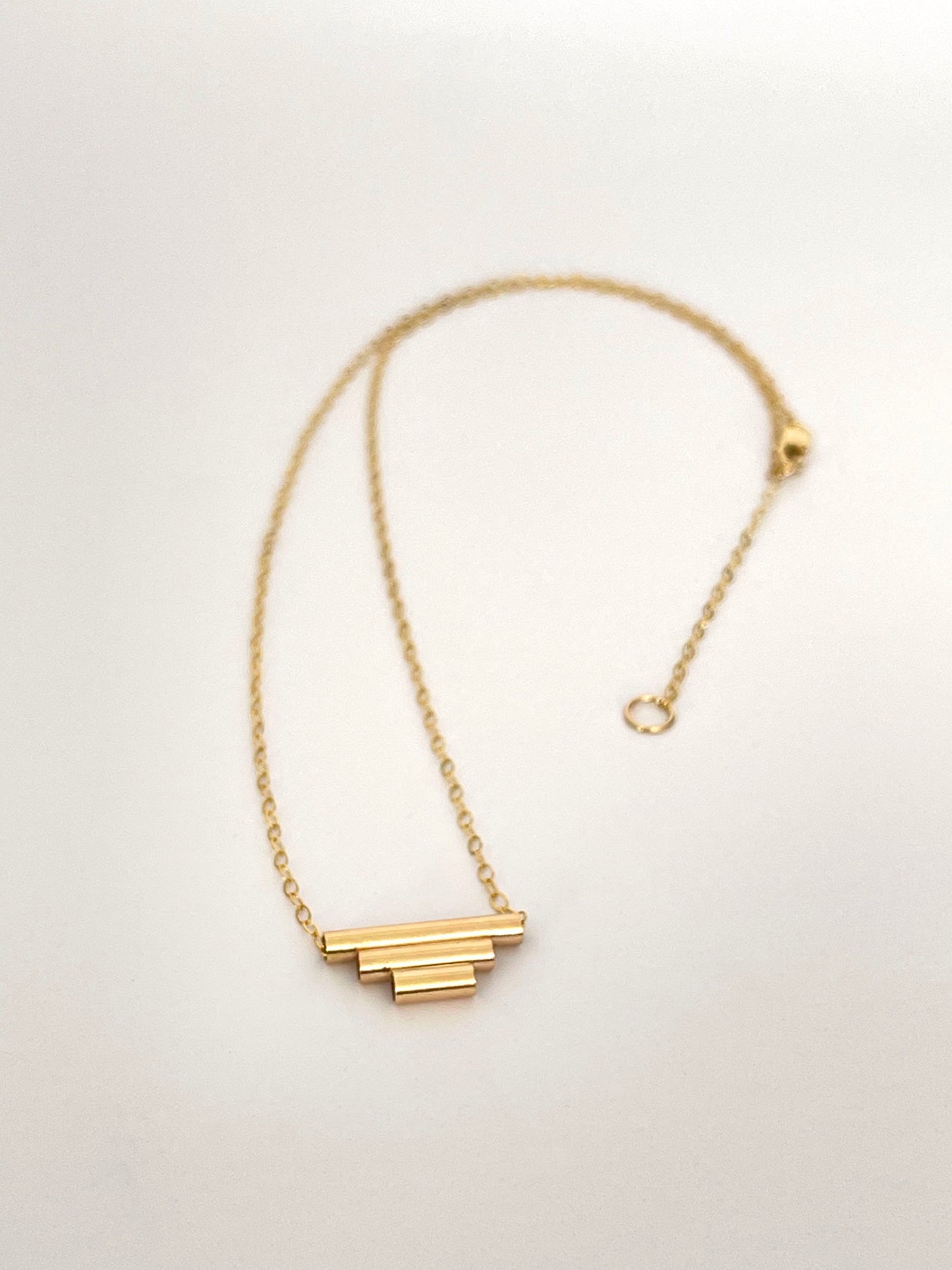 Gold Art Deco Pendant Necklace