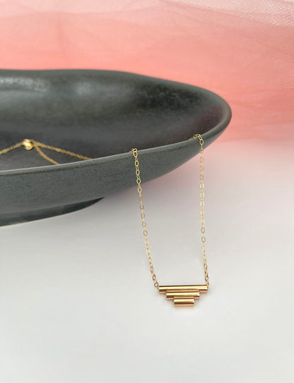 Gold Art Deco Pendant Necklace