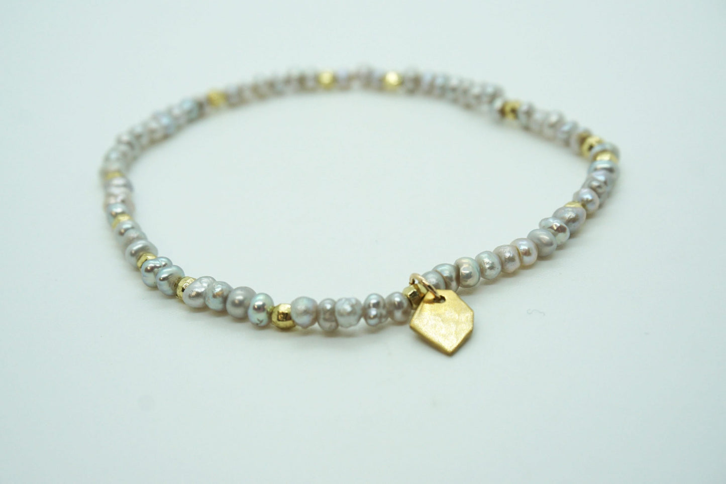 grey pearl and gold stretch bracelet