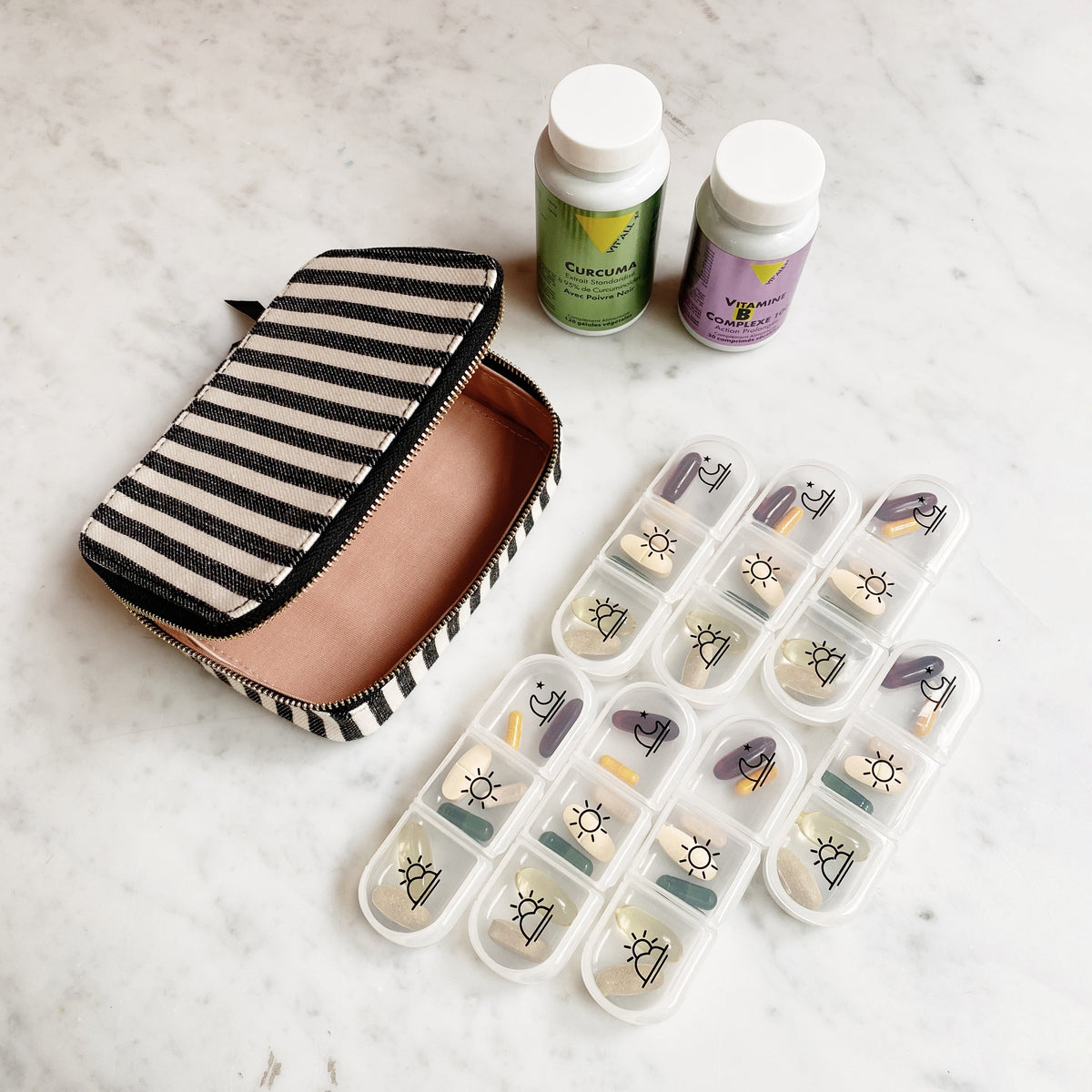 Large Pill Travel Case with Individual Daily Pill Organizer – Striped