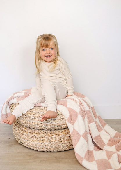 Pink Checkered Plush Blanket