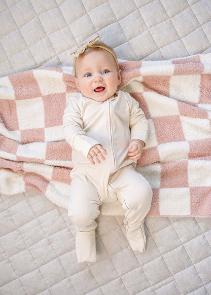 Pink Checkered Plush Blanket