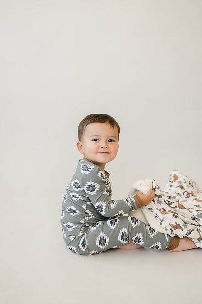 Southwest Aztec Ribbed Bamboo Cozy Set