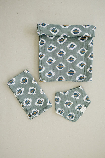 Southwest Aztec Classic Muslin Bib